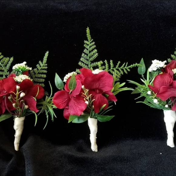 Custom Floral Accessories Mystery Bundle - Picture 4 of 16